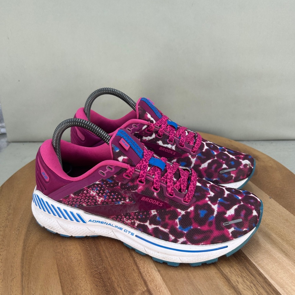 Brooks Adrenaline GTS 22 Womens Running Shoes Pink Purple Leopard Print Size 8 B